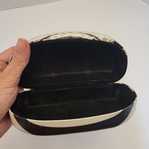 Sunglasses Case Box "Geek Chic" - Picture 6 of 7